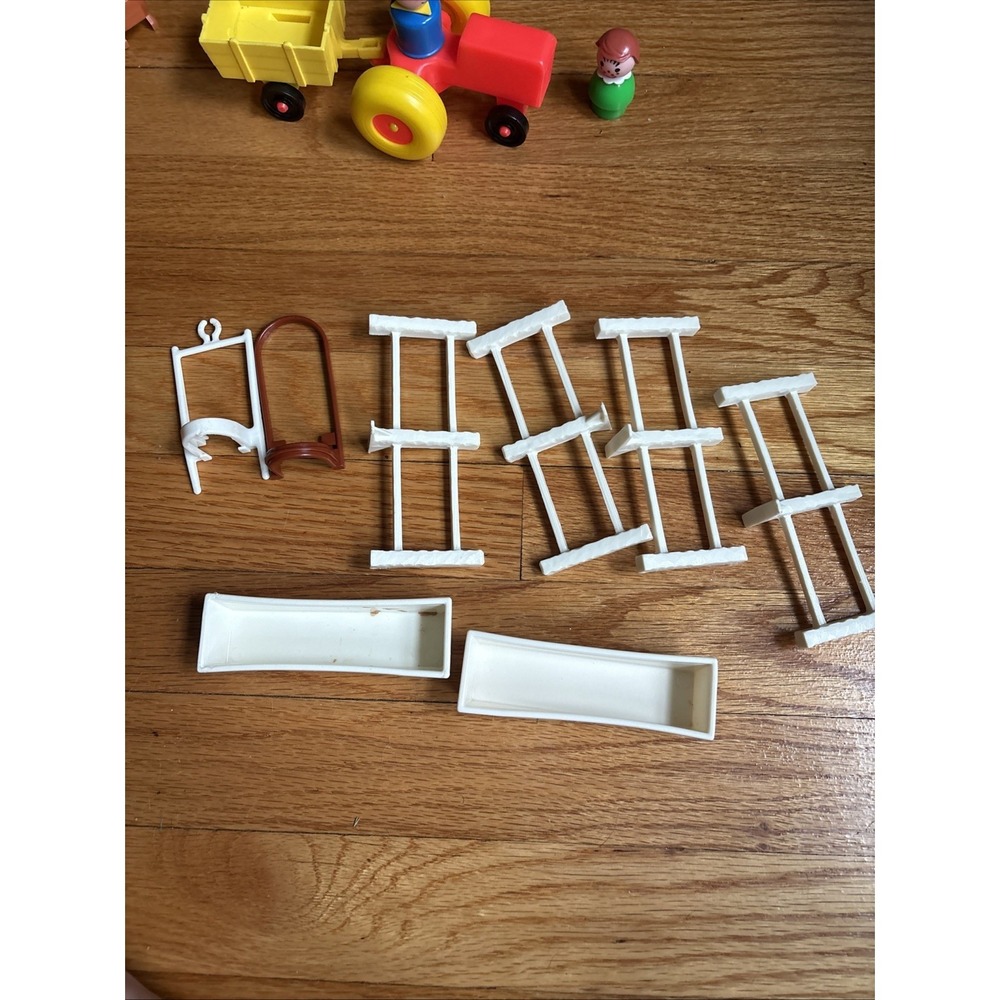 Vintage Fisher-Price Little People Farm Animals Lot - Picture 4 of 6